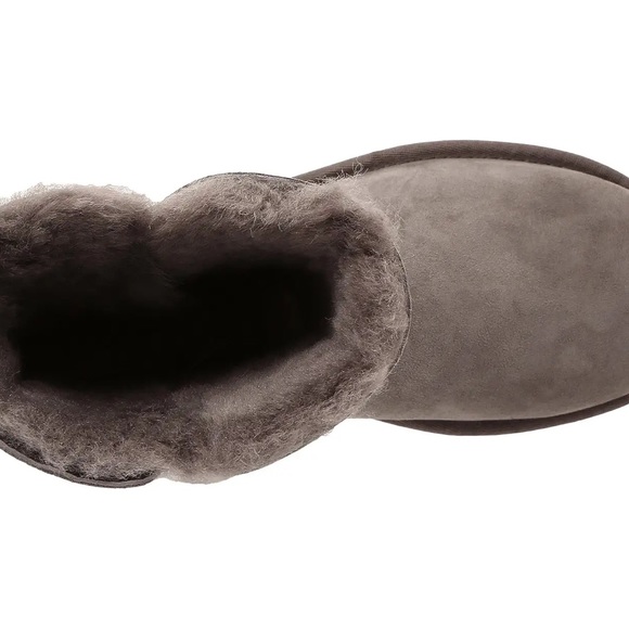 Ugg Bailey button gray size 7 - Picture 3 of 10